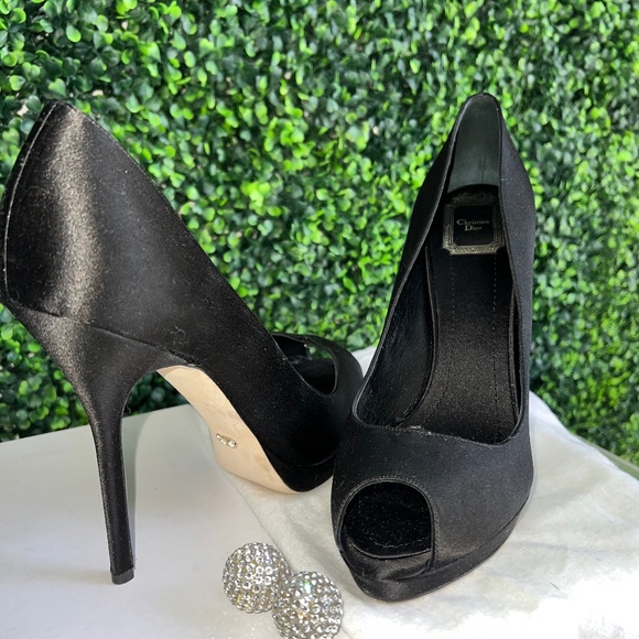 AUTHENTIC CHRISTIAN DIOR HEELS - Picture 1 of 3